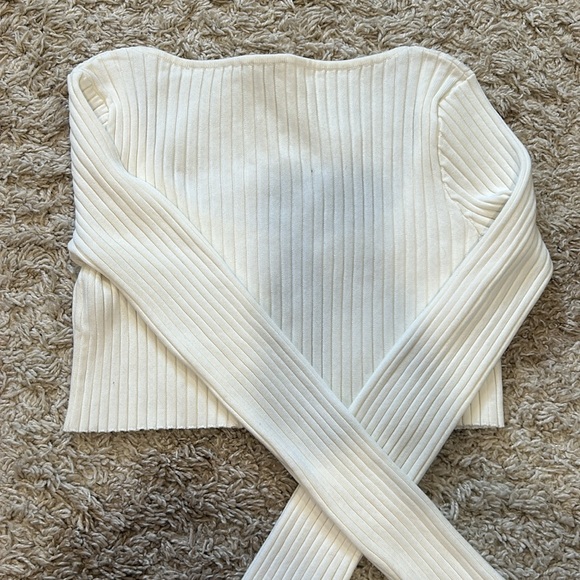 Princess Polly Cardigan - Picture 3 of 3